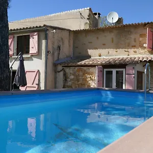 Grand Au Pays Des Lavandes Hébergement de vacances
